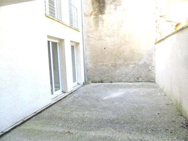 Très belle opportunité : appartement F2 en rez-de-chaussée situé à Saint-Avold