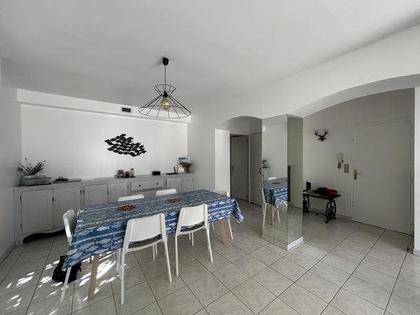 50 m plage du Platin VUE MER 4 PIECES Grande terrasse Garage