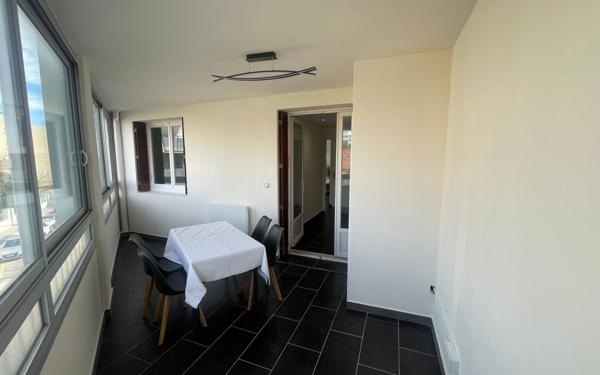 Appartement à vendre    2 pièces • 40 m2 Toulon