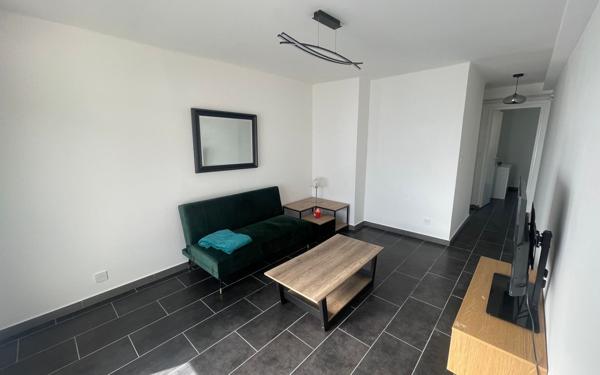 Appartement à vendre    2 pièces • 40 m2 Toulon