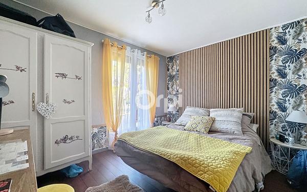 Maison à vendre    5 pièces •  Royères