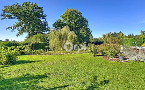 Maison à vendre    5 pièces •  Royères