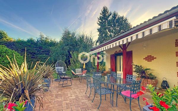 Maison à vendre    5 pièces •  Royères