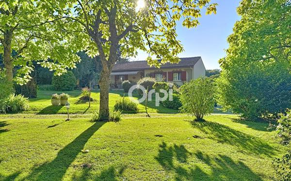 Maison à vendre    5 pièces •  Royères