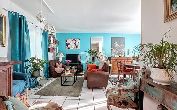 Maison à vendre    5 pièces •  Royères