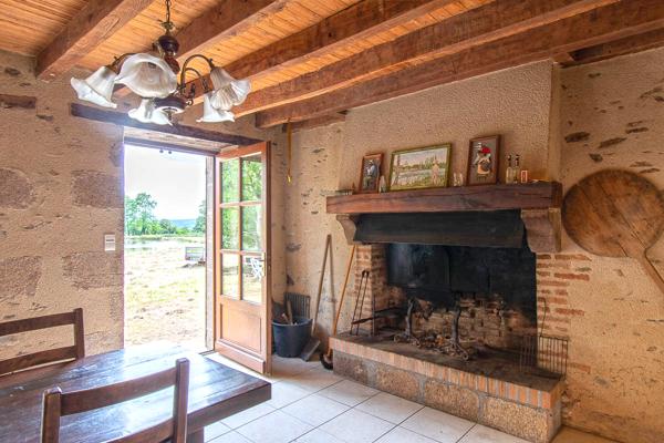 Propriété de loisirs Boussac 6 pièce(s) 232 m2