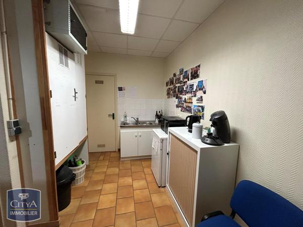 Local commercial à louer 94.2m²