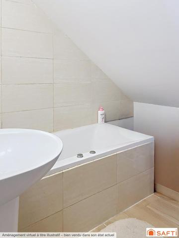 Maison 124 m2 - terrain 627 m2 - 2 studios - idéal investisseurs - vue sur lac