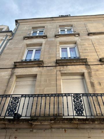Appartement à POITIERS, 86000 - 1 pièce 16m²