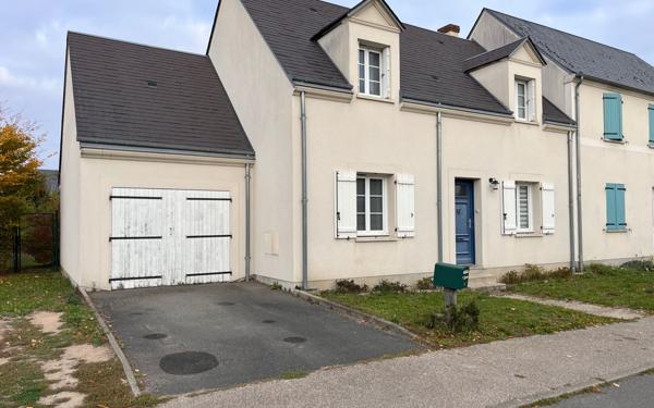 Maison à vendre    4 pièces •  Saint-Denis-en-Val