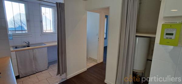 Location Local commercial92 m² - 5 Pièces - FLAVIN (12450)