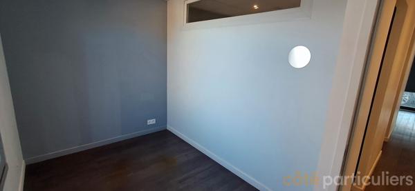 Location Local commercial92 m² - 5 Pièces - FLAVIN (12450)