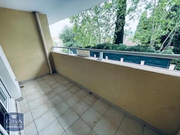 Appartement à louer 1 pièce 24.47m² La Seyne-sur-Mer (83500)