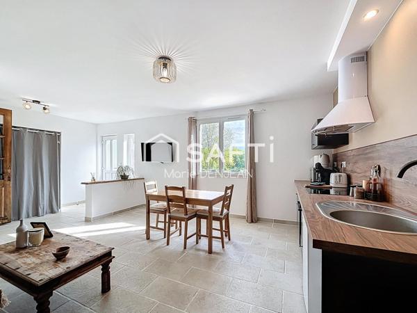 Maison + 2 Gîtes meublés, terrain de 2864 m².