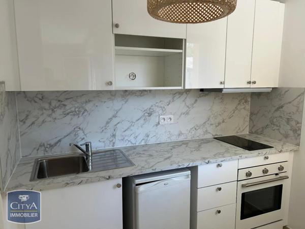 Appartement à louer 2 pièces 43.96m² La Ferté-Gaucher (77320)