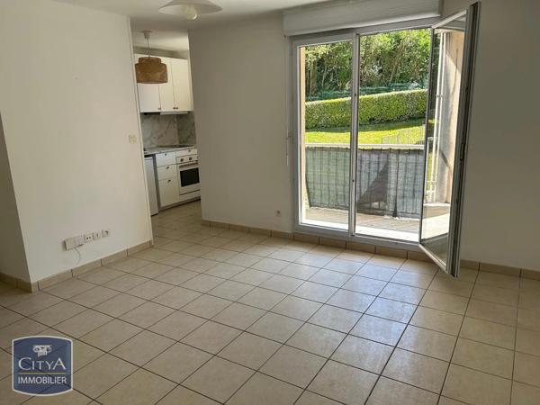 Appartement à louer 2 pièces 43.96m² La Ferté-Gaucher (77320)