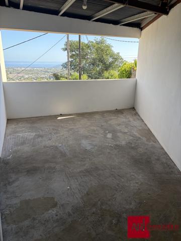A LOUER VILLA F6 AVEC BELLE VUE DEGAGEE - GRANDE MONTEE