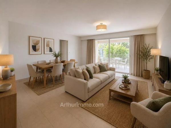 Vente                                                      Appartement
                        
                     4 pièces                      80 m2                     à Mouans-Sartoux