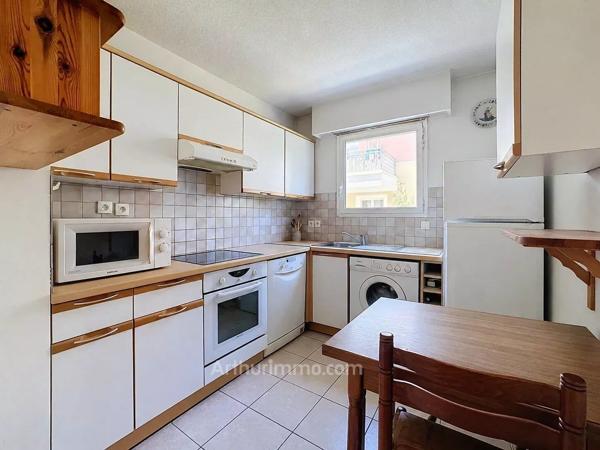 Vente                                                      Appartement
                        
                     4 pièces                      80 m2                     à Mouans-Sartoux
