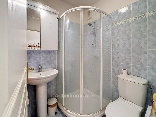 Vente                                                      Appartement
                        
                     4 pièces                      80 m2                     à Mouans-Sartoux