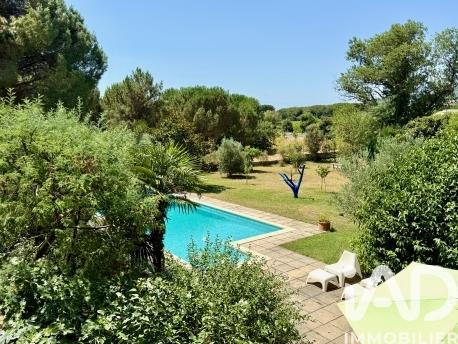 Maison à vendre 10 pièces 250 m² Bagnols-sur-Cèze