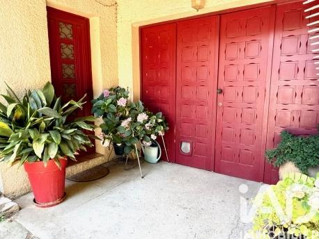 Maison à vendre 10 pièces 250 m² Bagnols-sur-Cèze