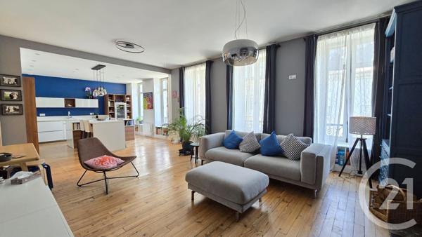Appartement F5 à vendre  4 pièces - 118,68 m2 PAU - 64