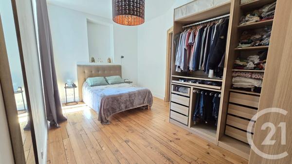Appartement F5 à vendre  4 pièces - 118,68 m2 PAU - 64
