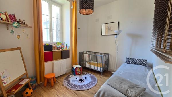 Appartement F5 à vendre  4 pièces - 118,68 m2 PAU - 64