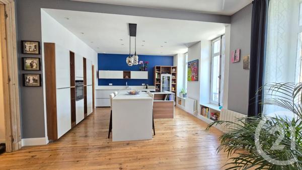 Appartement F5 à vendre  4 pièces - 118,68 m2 PAU - 64