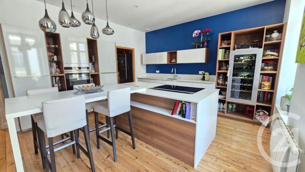 Appartement F5 à vendre  4 pièces - 118,68 m2 PAU - 64