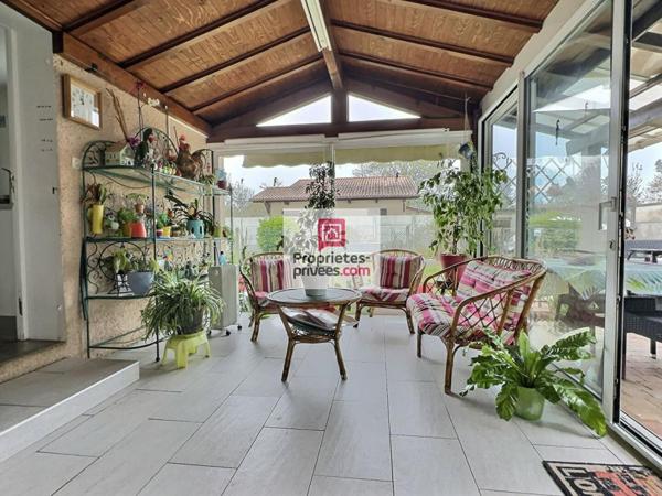 Dept 33 - La Teste De Buch- Maison 5 pièce(s) 79 m2 avec terrasse, son jardin de 745m² et un garage indépendant, une véranda de 10m2 et une buanderie de 15m2 soit une surface utile de 104m2