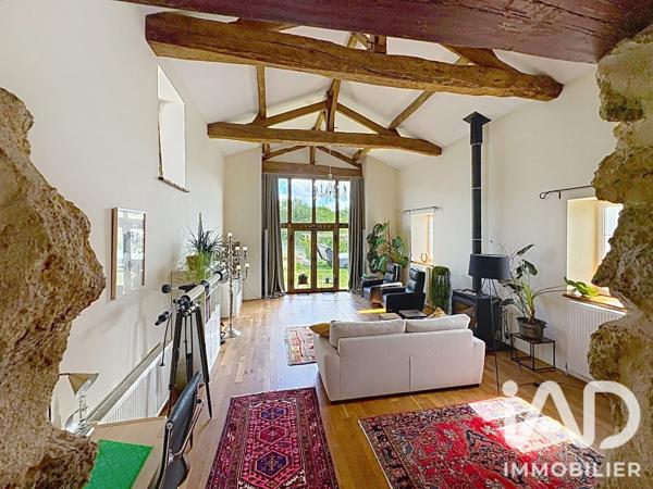 Maison à vendre 8 pièces 218 m² Moncoutant-sur-Sèvre