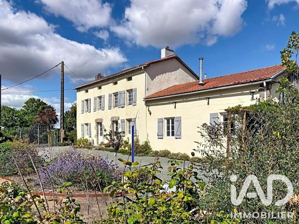 Maison à vendre 8 pièces 218 m² Moncoutant-sur-Sèvre