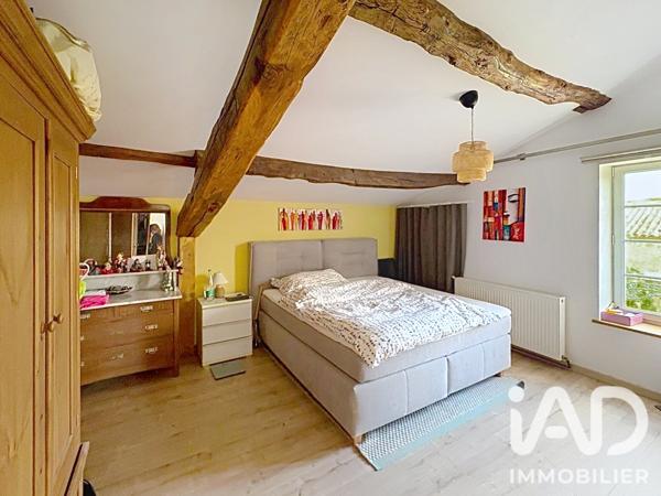 Maison à vendre 8 pièces 218 m² Moncoutant-sur-Sèvre