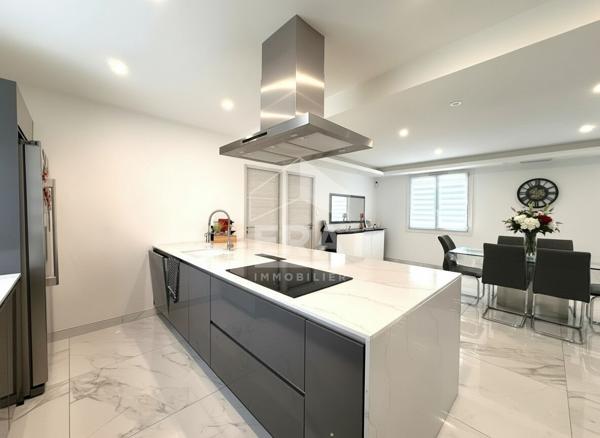 A vendre - MARIGNANE Maison 5/6 pièces 110 m2 - Piscine - Stationnements