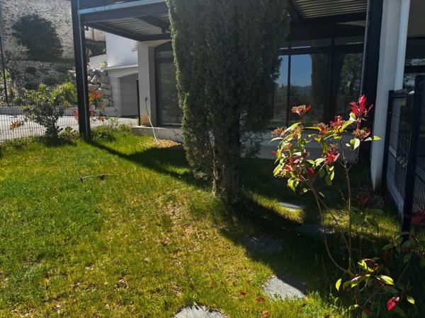 Vaison-la-Romaine (84110) Appartement 3 pièces 92 m2 avec jardin et parking