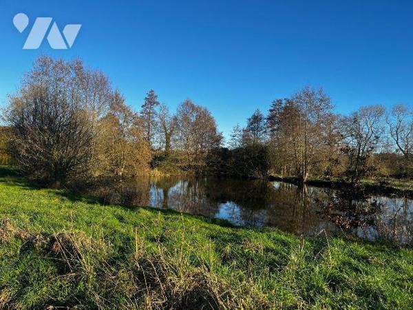 
Terrain de 4360 m² avec un etang d'environ 1500 m².