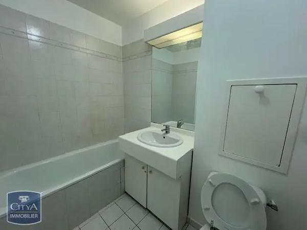 Appartement à louer 1 pièce 27.67m² Lyon (69003)