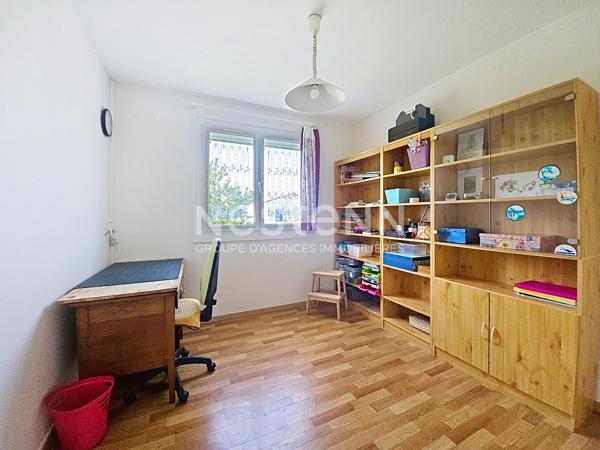 Maison familiale, 4 chambres avec jardin arboré, véranda et espace indépendant