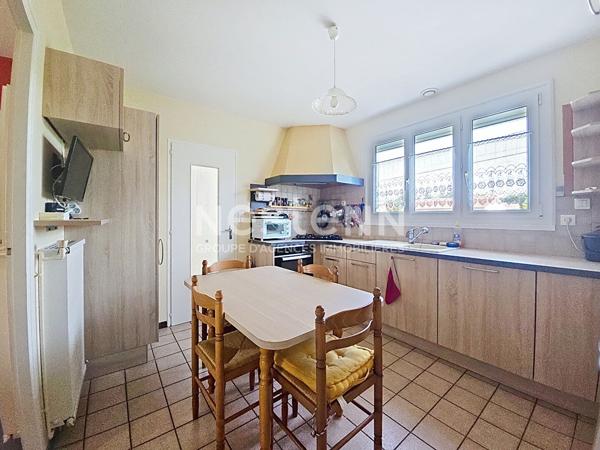 Maison familiale, 4 chambres avec jardin arboré, véranda et espace indépendant