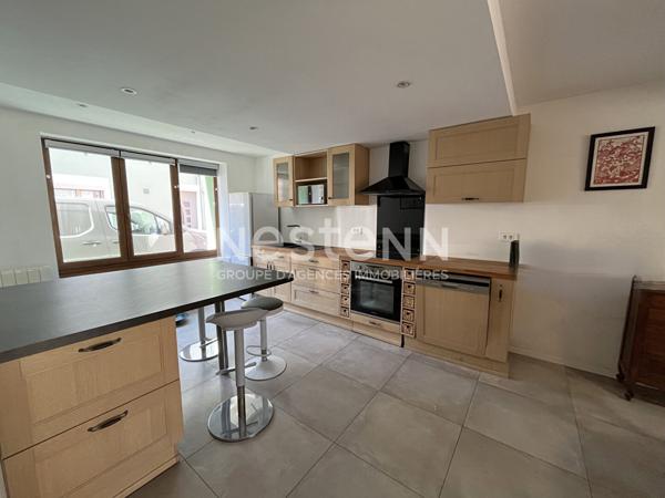 Basse Indre (44610), maison  2 chambres + appartement 1 chambre + studio , cour, jardin et roof top
