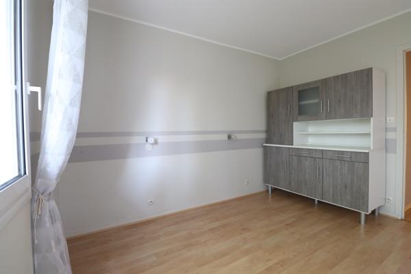 ROYAN - Quartier du Parc - Appartement T2 avec Jardin, cave et Parking