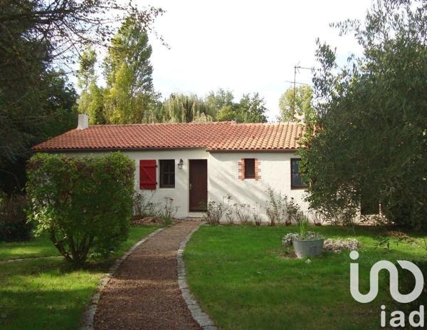 Maison de campagne 4 pièces de 120 m² à La Boissière-des-Landes (85430)