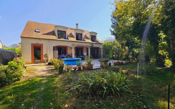 Maison à vendre    6 pièces •  Saintry-sur-Seine