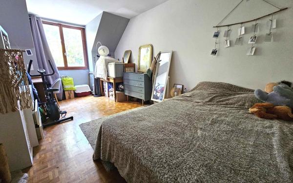 Maison à vendre    6 pièces •  Saintry-sur-Seine