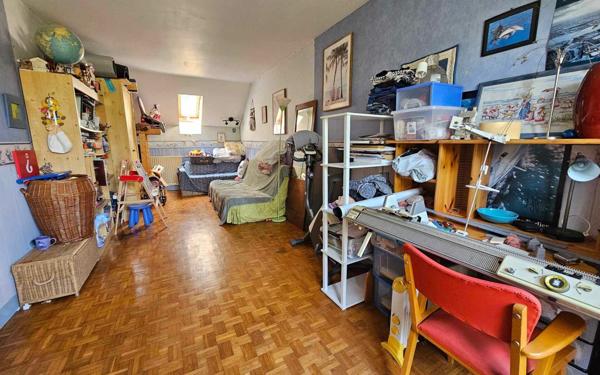 Maison à vendre    6 pièces •  Saintry-sur-Seine