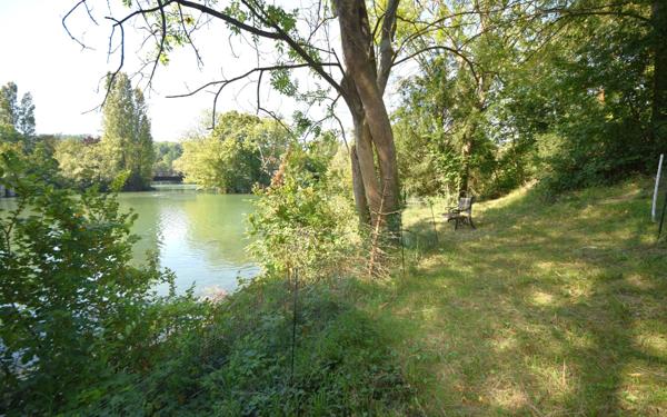 Maison à vendre    6 pièces •  Saintry-sur-Seine