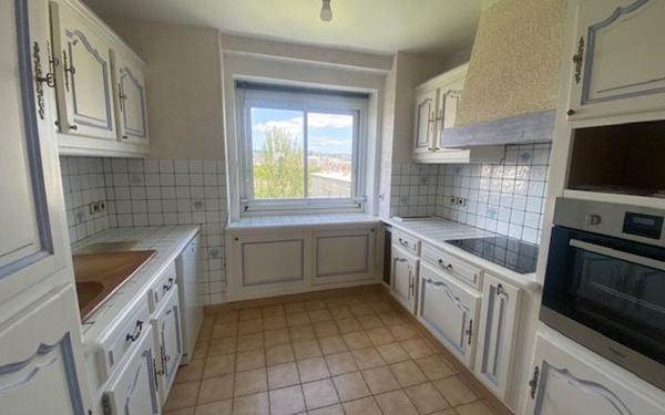 Appartement à louer    3 pièces • 90 m2 Rouen