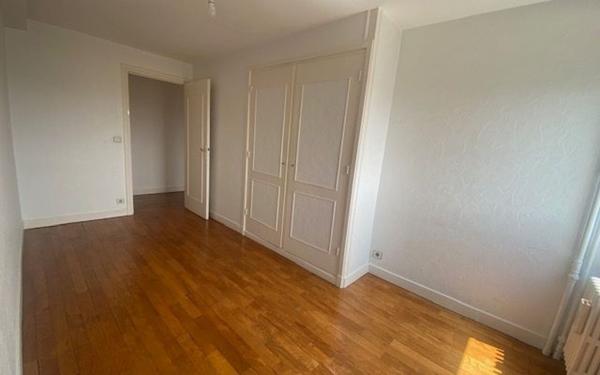 Appartement à louer    3 pièces • 90 m2 Rouen